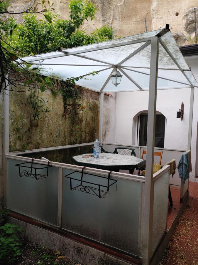 Villa Sofia E Sveva Con Giardino Nápoles Exterior foto